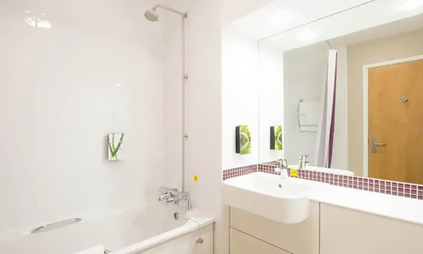 Image 7: ✈ Londra: Volo diretto più 2 notti e colazione in hotel