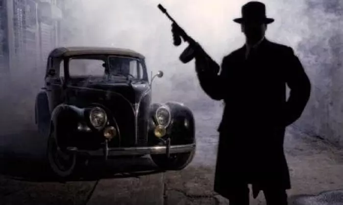 Explore NYC’s Dark Past: Gangsters & Ghosts Tour