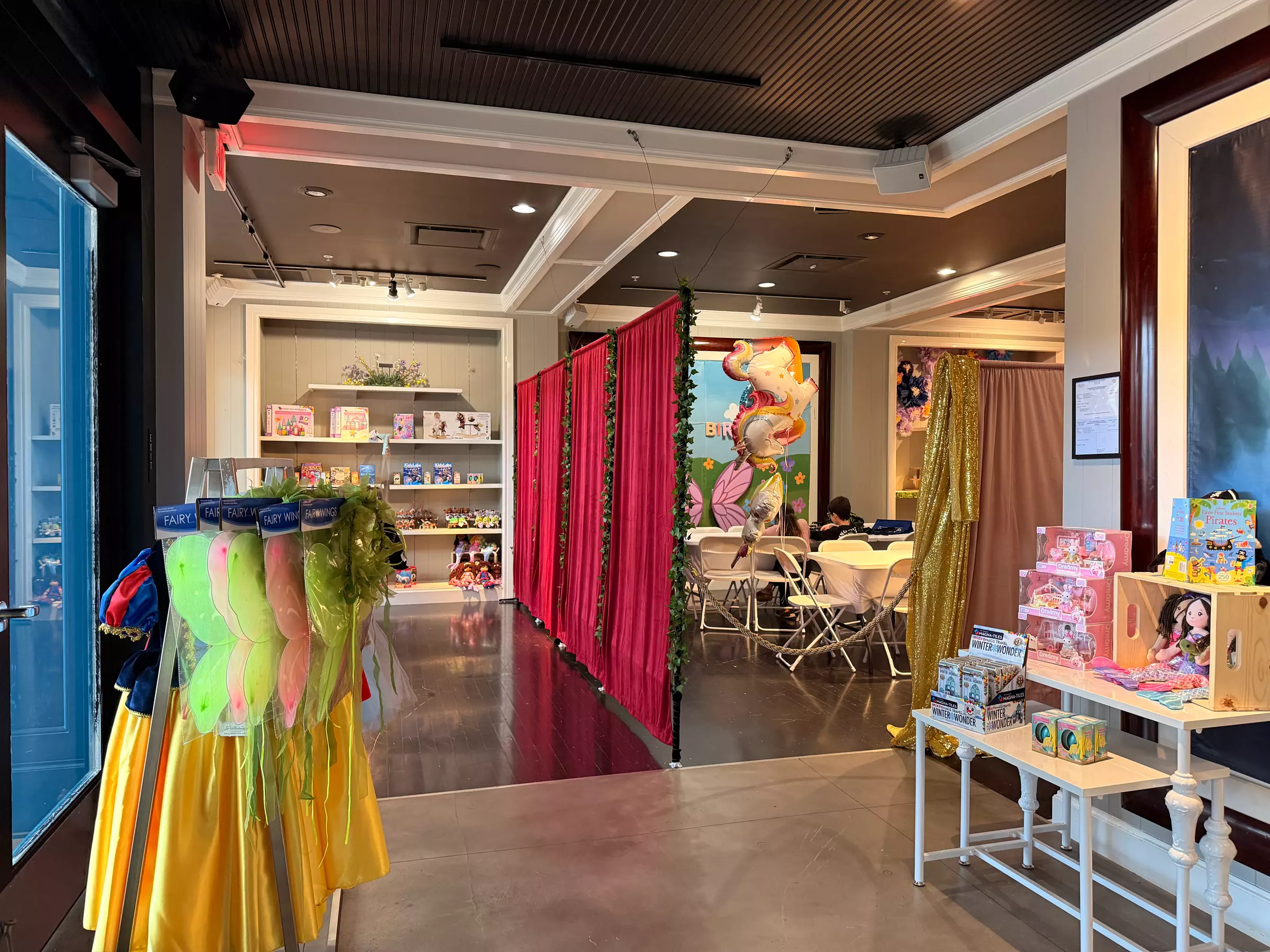 Enchanted Maze Experience – Alpharetta