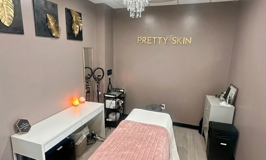 Image 3: 60-Minute Swedish or Deep Tissue Massage with Optional Aromatherapy