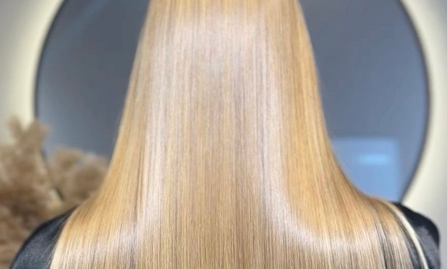 Image 11: Alisado brasileño de queratina con corte de puntas y peinado para 1 