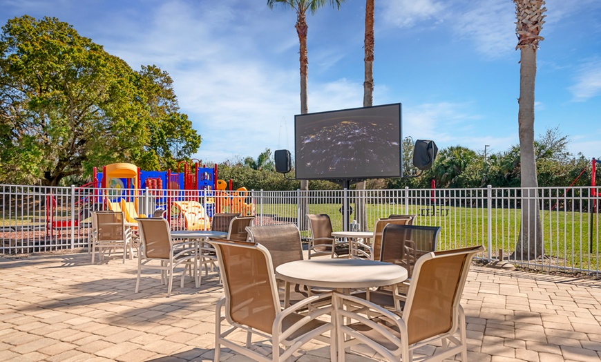 Image 21: Family-Friendly Hotel Near Amusement Parks in Orlando w/Various Room