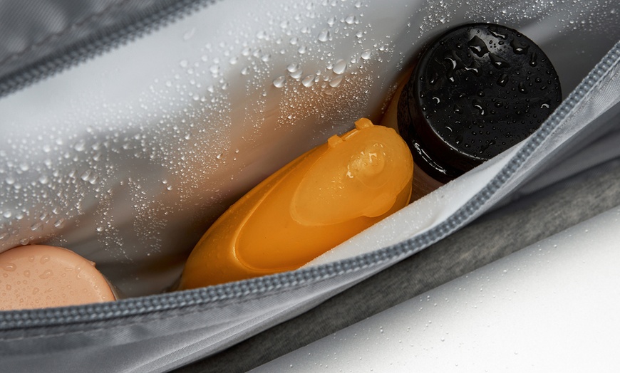 Image 8: KONO 20L Expandable Travel Duffel Bag with Wet-Dry Compartment