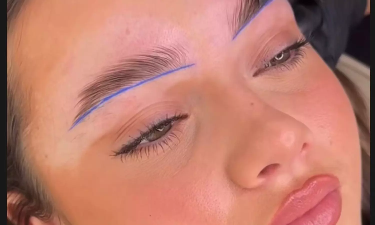 Zahnschmuck mit Swarovski®-Kristallen, Lash- oder Brow-Lifting + Farbe