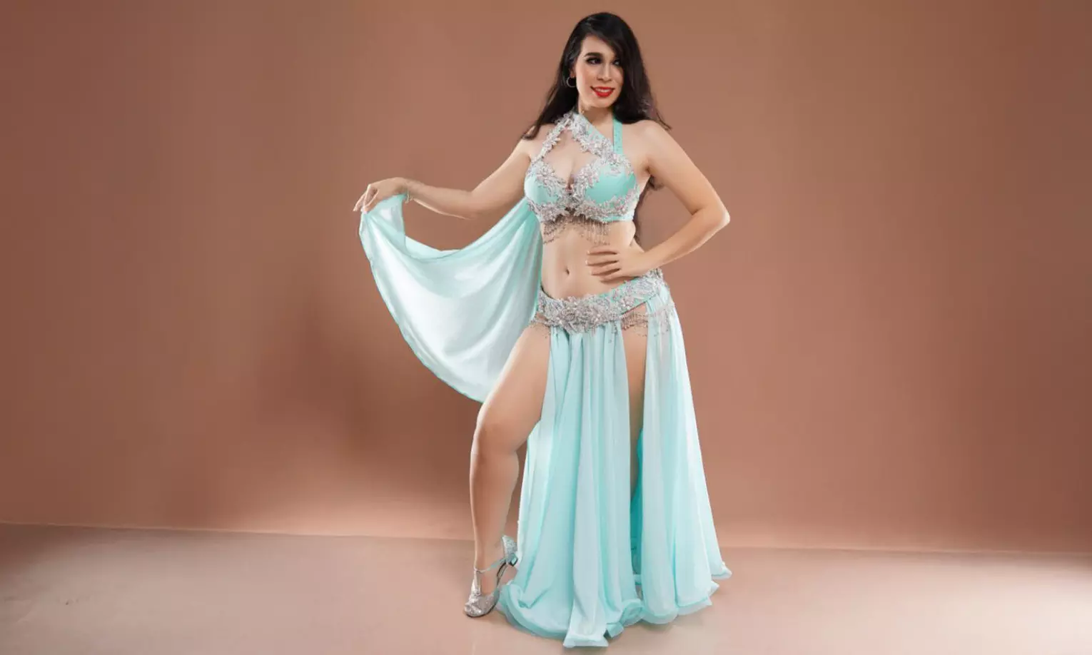 One Month of Online Belly Dance Classes via Zoom (4 Classes)