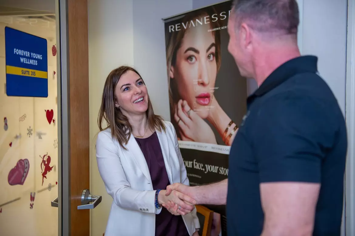 Achieve a Youthful Glow With Dysport Injections