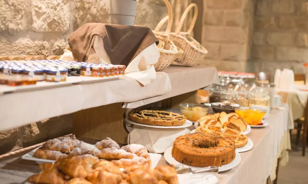 Pistoia 4*: camera doppia con colazione, cena e Spa