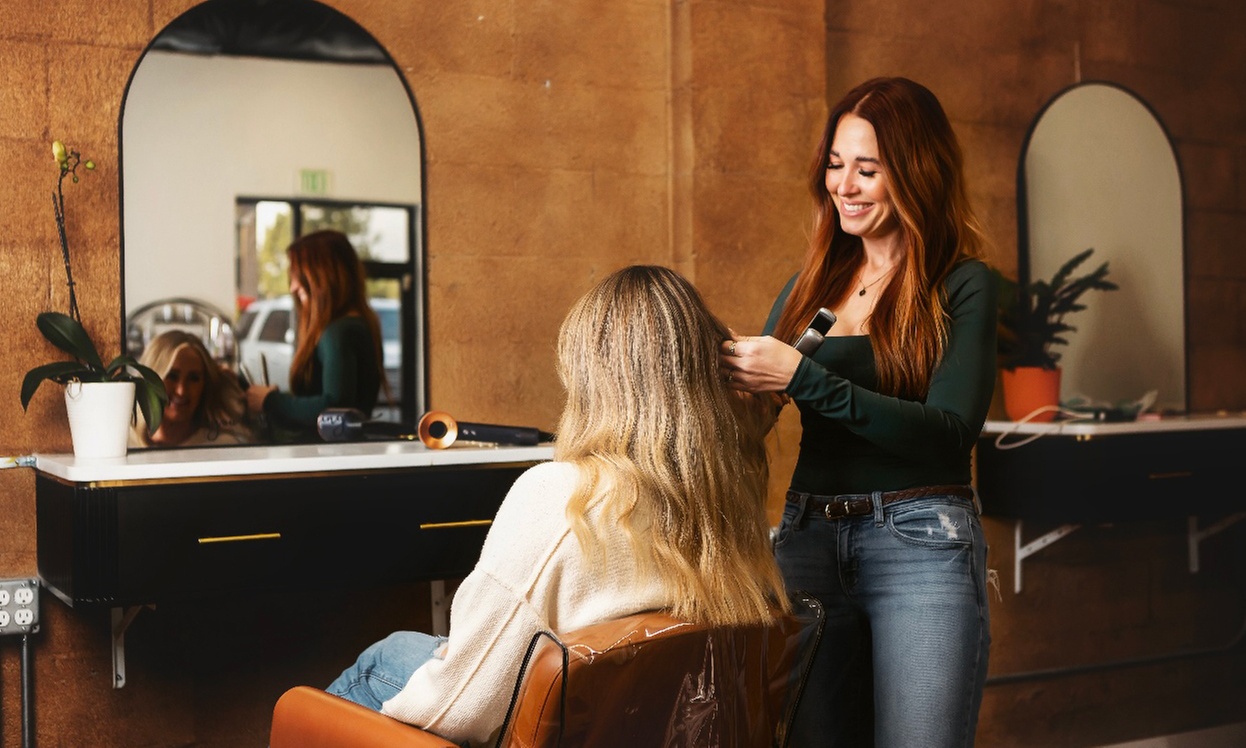 Revamp Your Look with Custom Men & Women Haircut & Treatment Options