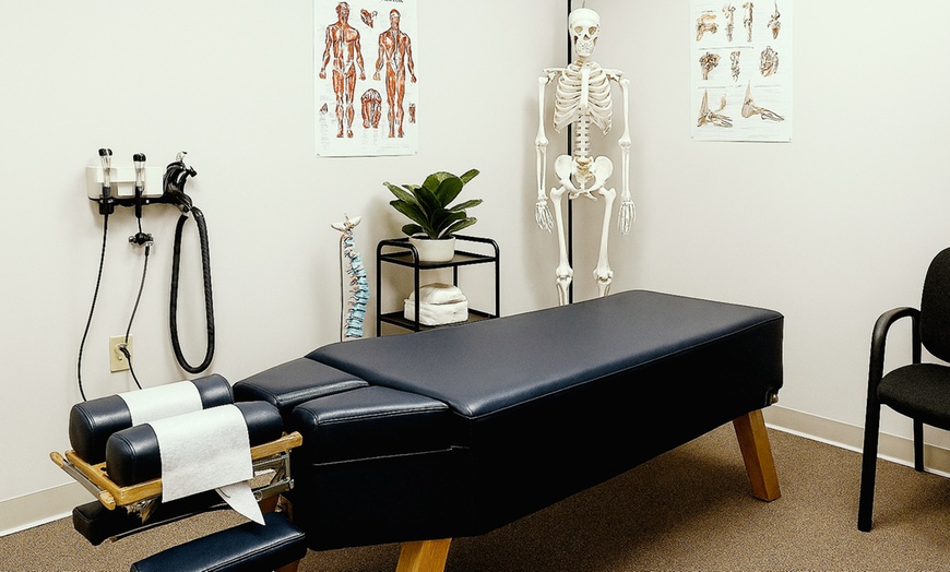 Image 3: Consultation, Exam, Hydromassage & Up To Four Chiropractic Adjustments