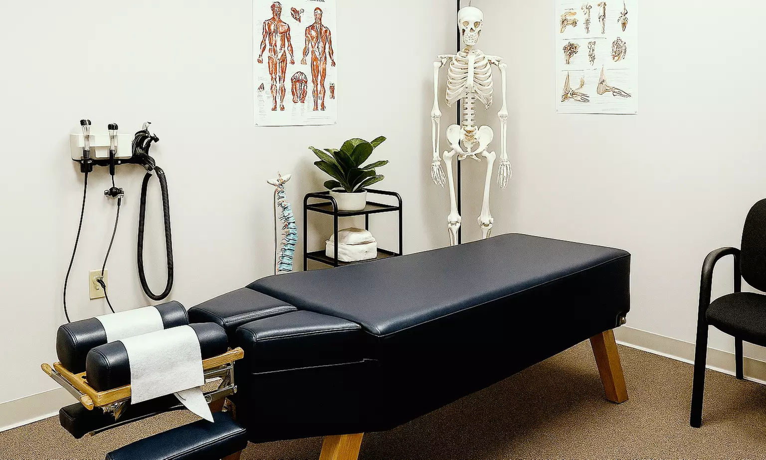Consultation, Exam, Hydromassage & Up To Four Chiropractic Adjustments