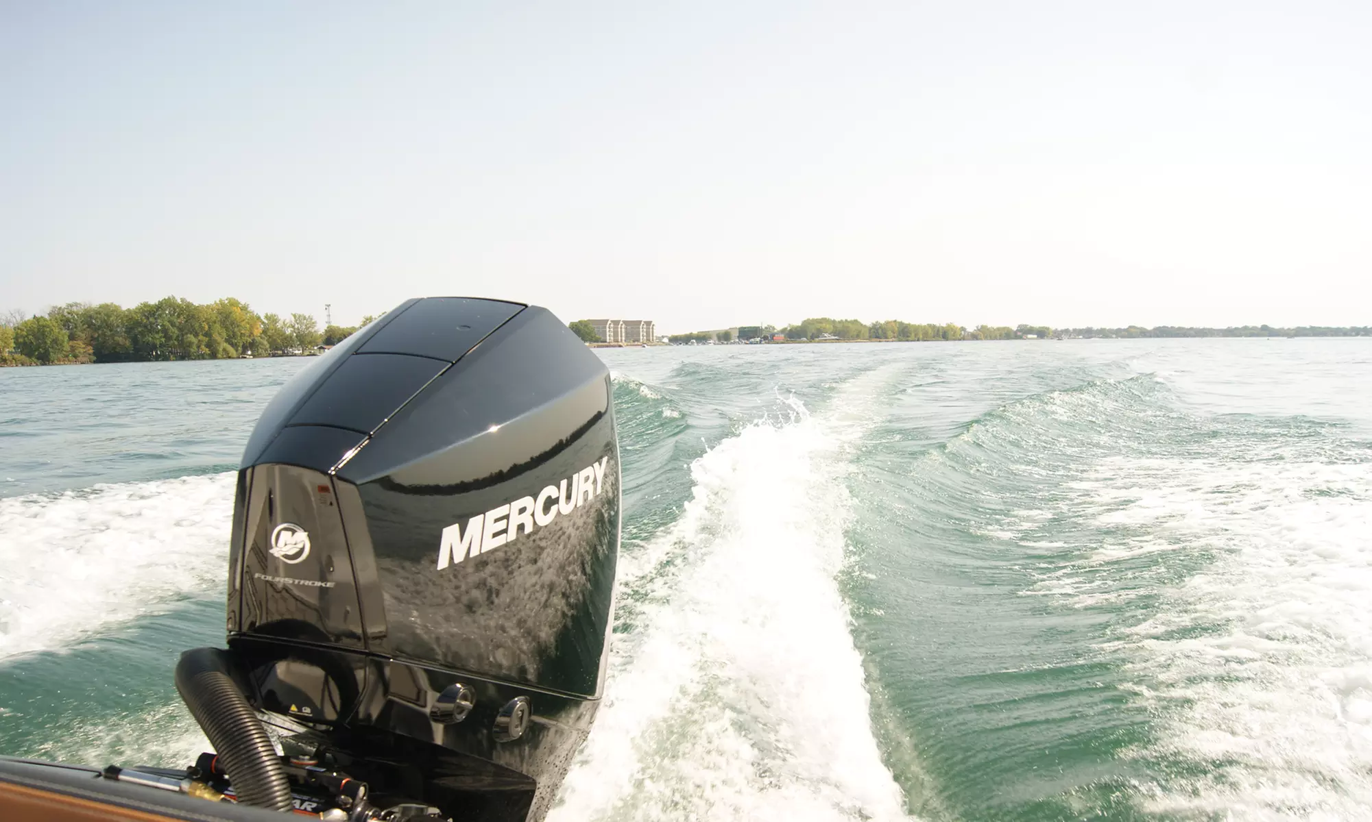 Enjoy with  4 or 7-Hour Boat Rental Adventure for Up to 10 People