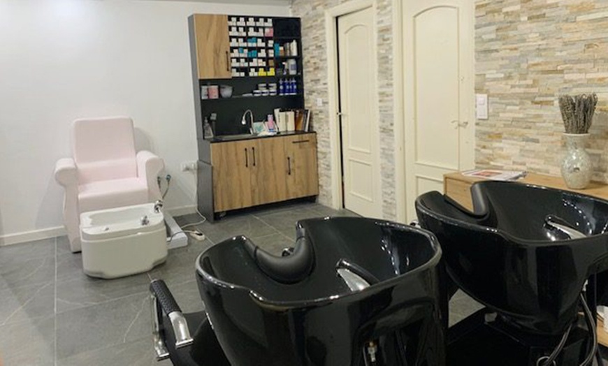 Image 3: Hasta 58% de dto. en Peluquería - Tratamiento acondicionador para el cabello en Kama Beauty