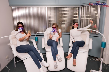 Touch-up of kennismakingsbehandeling van 25 minuten voor 1 persoon - The Hollywood Smile