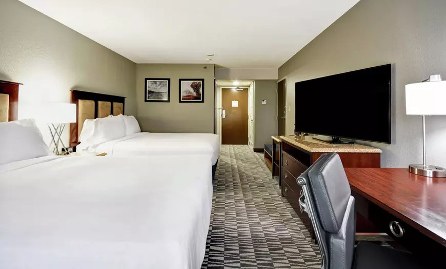 Two Queen Beds Room