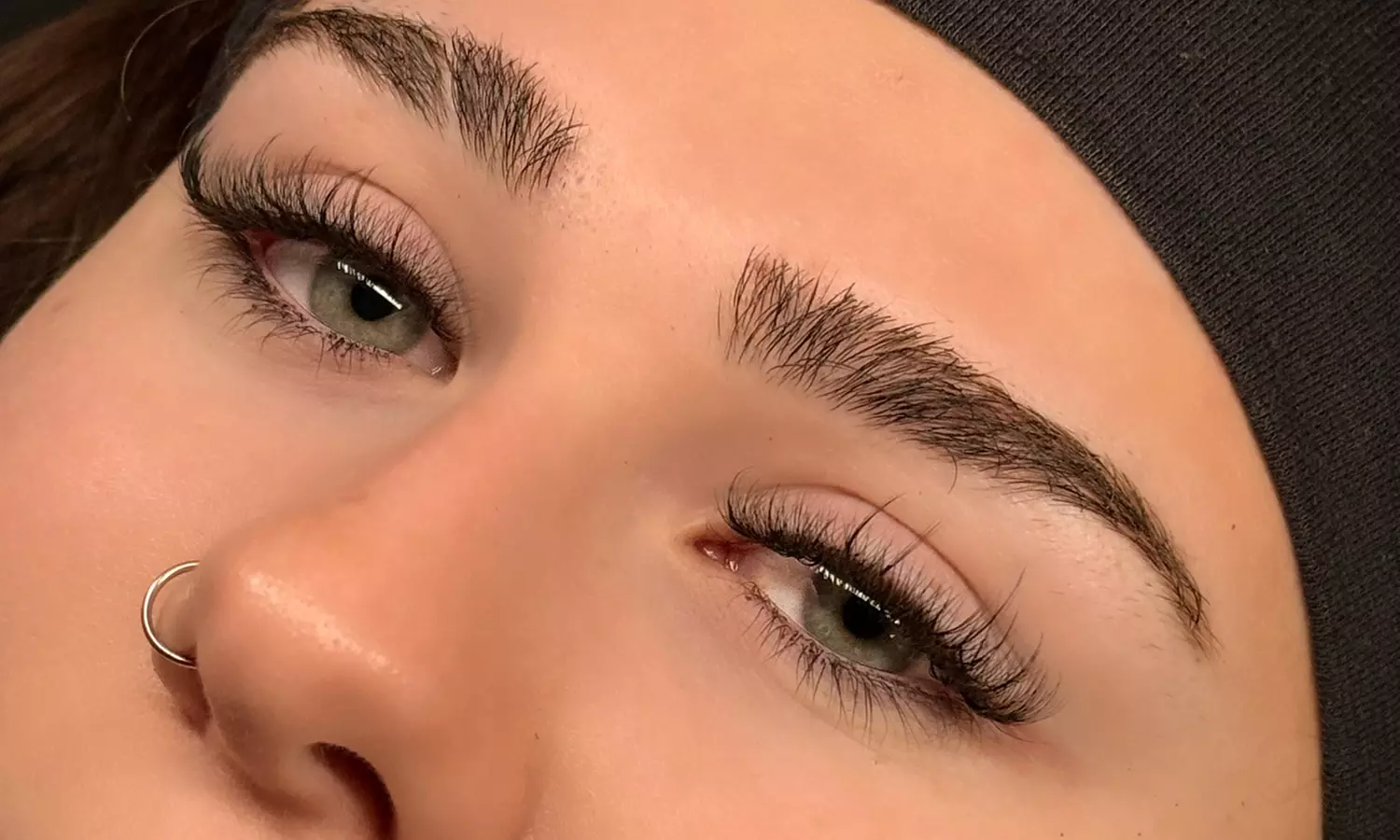 Get a Natural or Hybrid Eyelash Extension/Lash Extension with a Fill