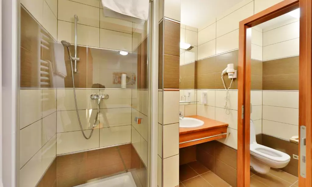 ✈ Budapest 4*: Volo diretto più 2 o 3 notti in hotel con colazione