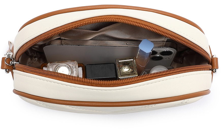 Image 6: Elegant Design Cross-Body Bag in Various Colours