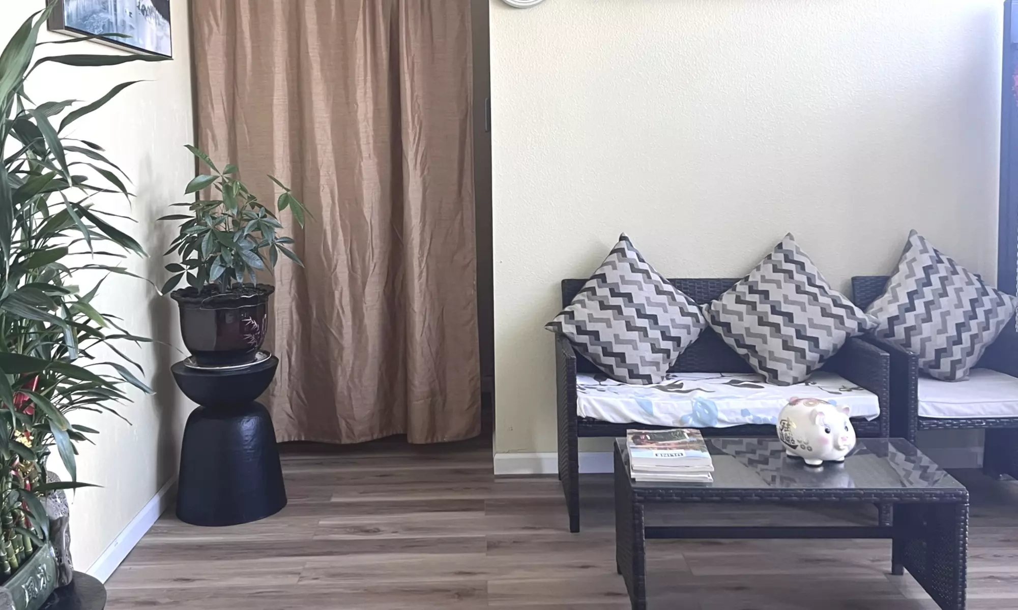 Massages for 1 or 2 with Optional Hot Stones at Paris Spa