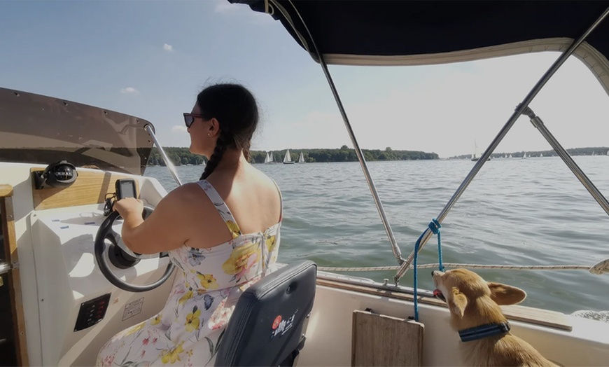 Image 2: Einzelstunde Motorboot für 1 Person für maximalen Lernerfolg