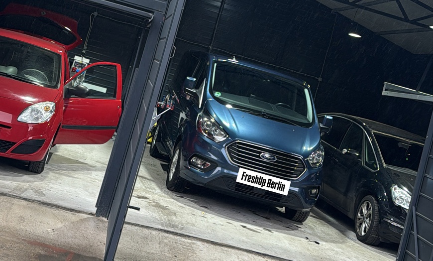 Image 7: Außen- und Innenreinigung mit optionaler Hochglanzpolitur für 1 Pkw