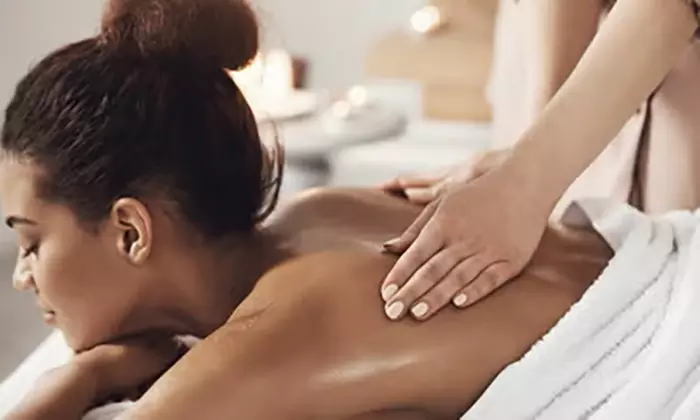 Relax with a 60 or 90 minute Deep-tissue Massage Session