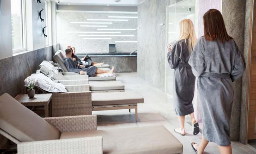 Image 8: Choice of Spa Experience w/ Treatments, Food & Spa Access at Voco Winchester Hotel & Spa (Up to 58% Off)