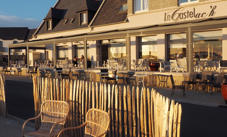 Image 2: Bretagne : chambre double avec petit-déjeuner