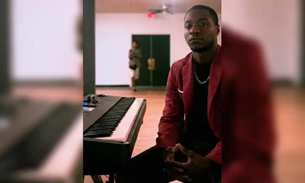 Join 1, 4, 8, or 12 Private Piano Lesson (60 Minutes) at Covington School of Music - Up to 34% Off - Second Medium