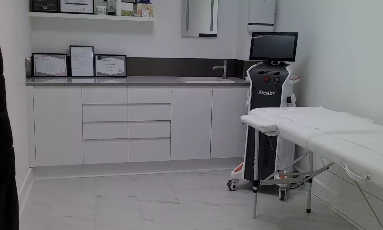 Laser Hair Removal – 6 Sessions for Small to XL Areas