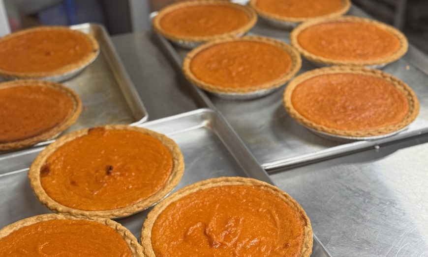 Image 12: Indulge in $40, $70 or $100 Worth of Soul Food Delights