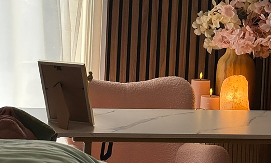 Image 4: Diepe ontspanning en balans met massage en cupping sessies