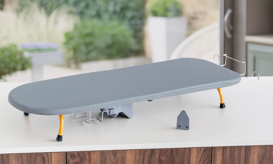 Image 6: Tabla de planchar para superficies con diseño compacto y plegable