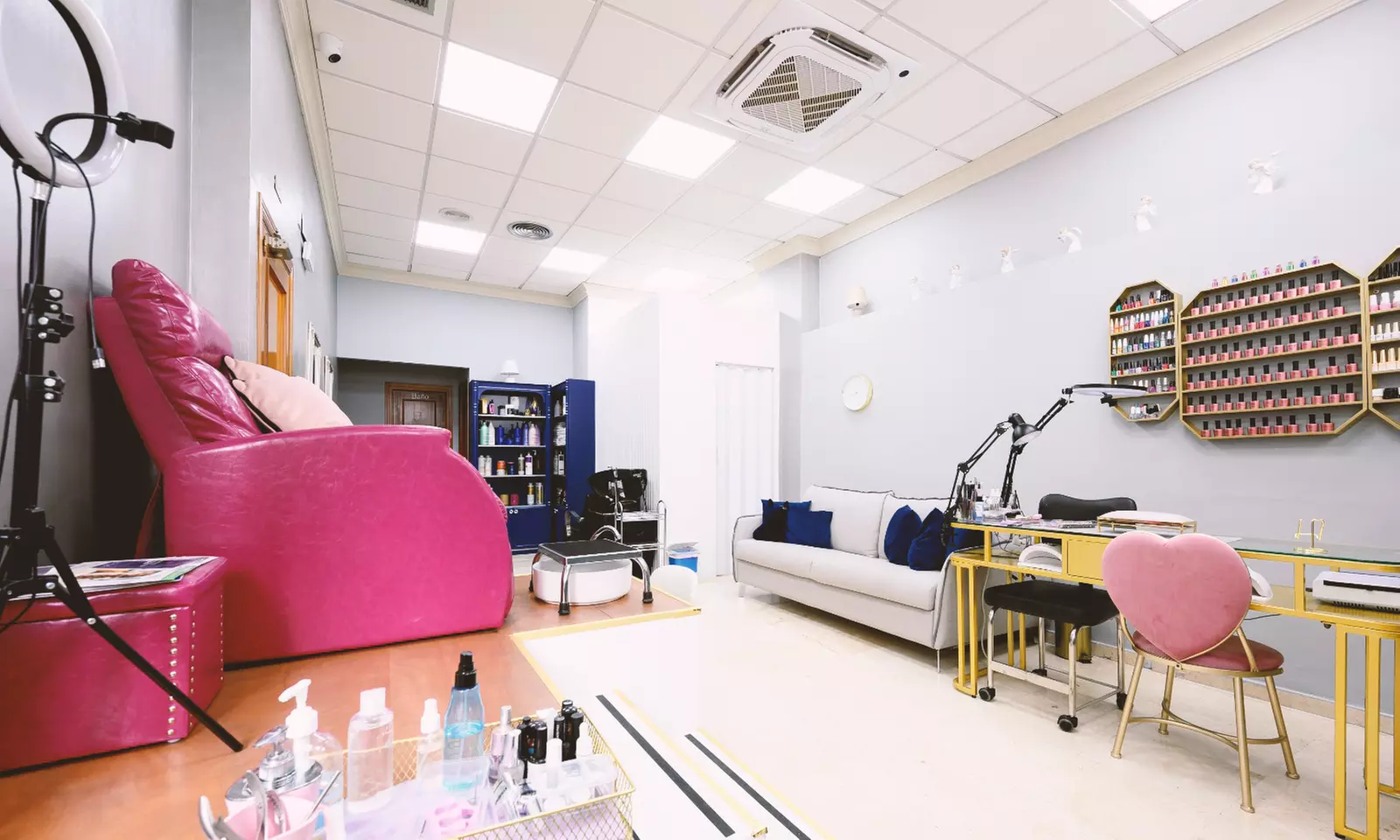 Manicura y pedicura tradicional, semipermanente o gel con esmalte