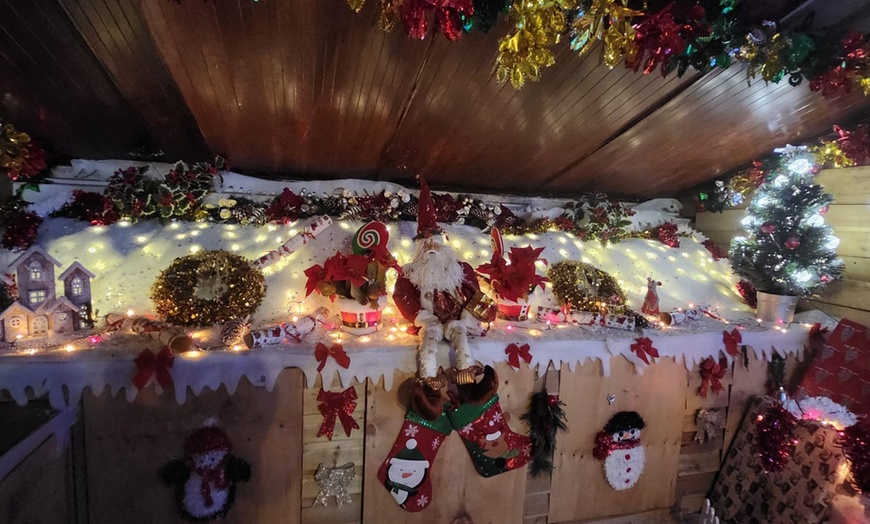 Image 3: Santa Claws Tree House Grotto Experience for 1 or 2 Children & Adults