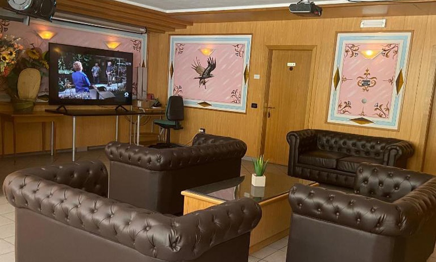 Image 7: Trento: soggiorno con mezza pensione, Spa e Trentino guest Card