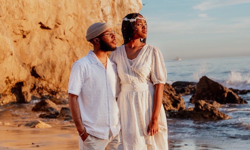 Image 13: Unforgettable Moments Awaits: 60-Minute Outdoor Full Portrait Session