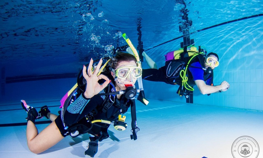 Image 4: Try Dive SCUBA Lesson for Beginners – Perfect for One or Two People
