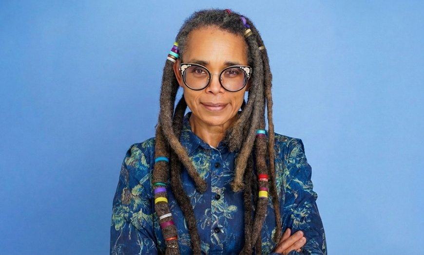 Image 2: 20-Minute Professional Headshot Session with 1 Digital Image