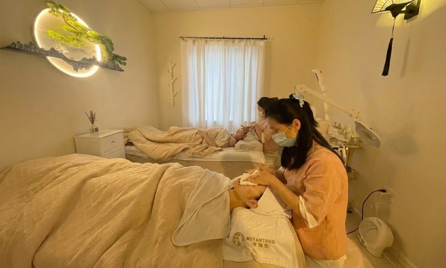 Image 4: Lash Services: Lift & Natural, Volume, or Custom Eyelash Extensions