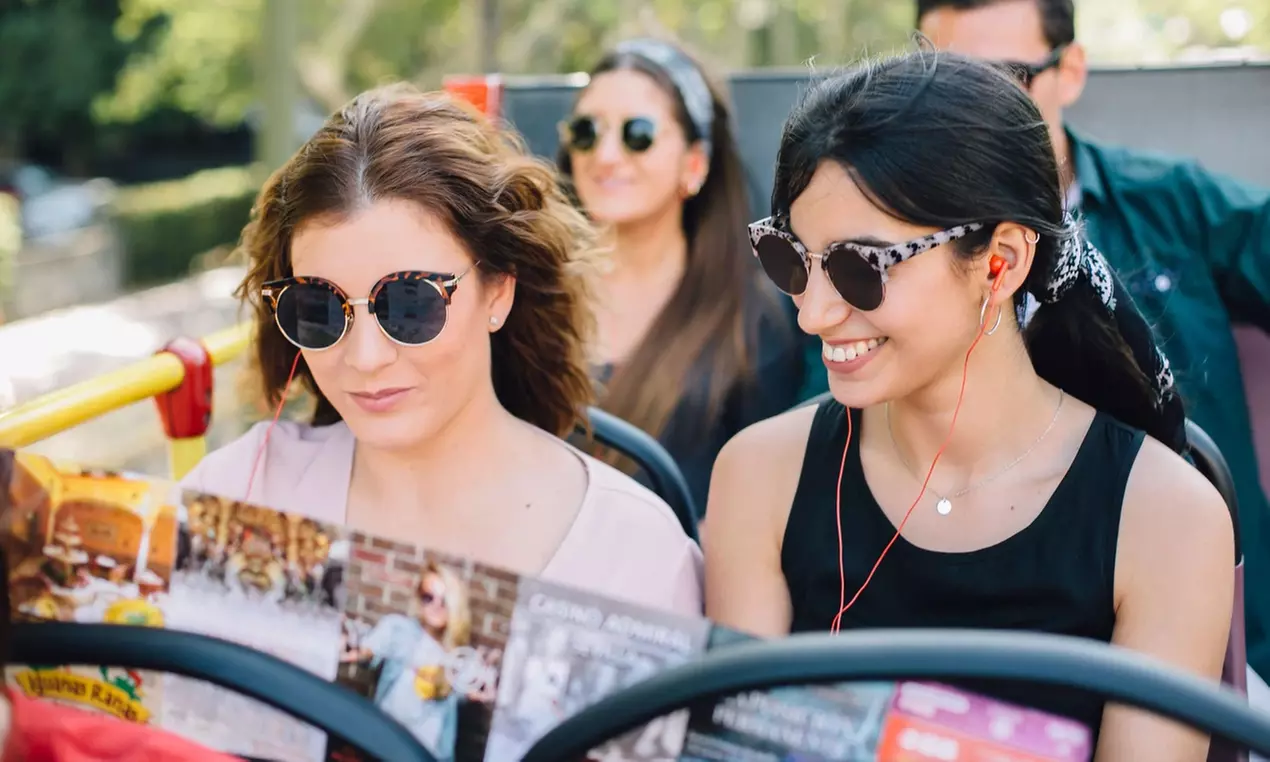 Ticket hop-on hop-off de 48 horas para bus turístico en Benalmádena