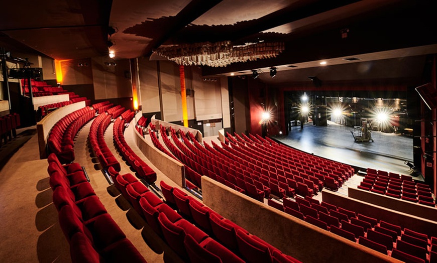 Image 2: 1 place pour ''Le Béret de la Tortue'', date et lieu au choix