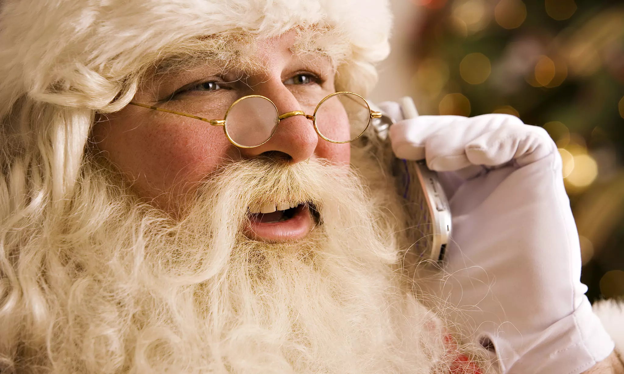 Daily Santa Messages for Two or Four Phone Numbers or Email Addresses from Santa's Texts (Up to 50% Off)   - Primary Image