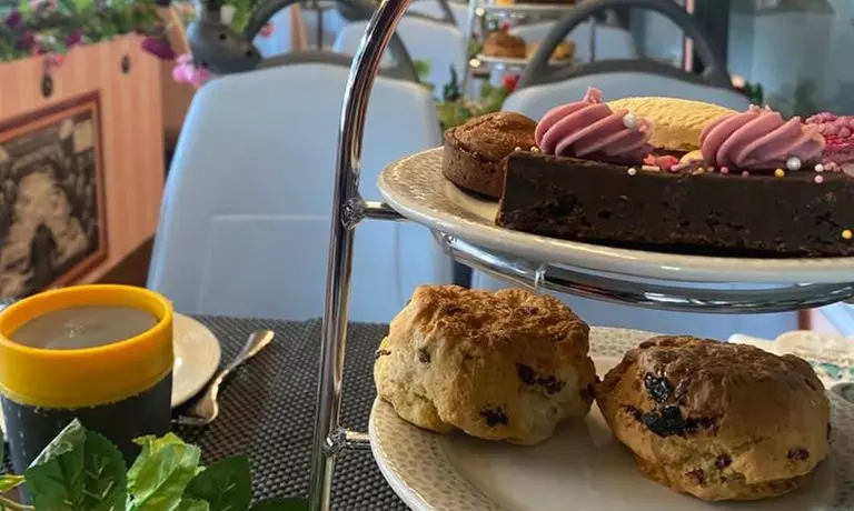 Tea on a London Bus: Lower Deck Taylor-Swift-Inspired Adventure Awaits