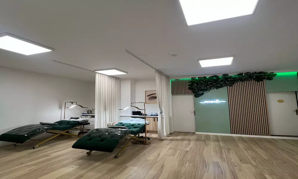 Extensiones de pestañas con volumen natural 2D-3D o volumen ruso 4D-5D