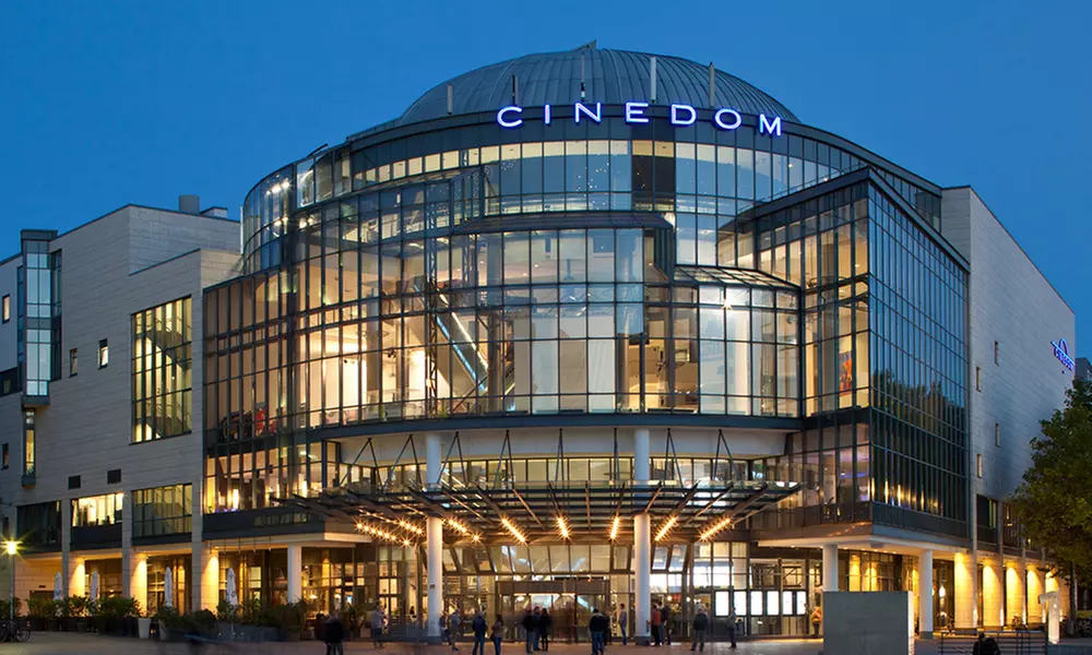 5 Cinedom Kinogutscheine für alle 2D-Filme inkl. Film- und Logenzuschlag im Cinedom Köln (53% sparen*) - Primary Image