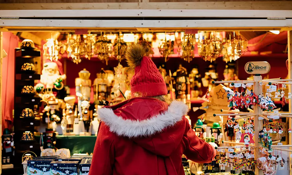 Seattle Christmas Market: Old-World Charm & Holiday Fun for All Ages