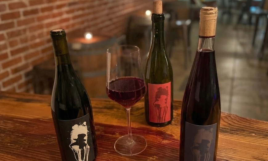 Image 5: Small-Batch, 100% Natural Wine & Hard Cider Tasting Experience