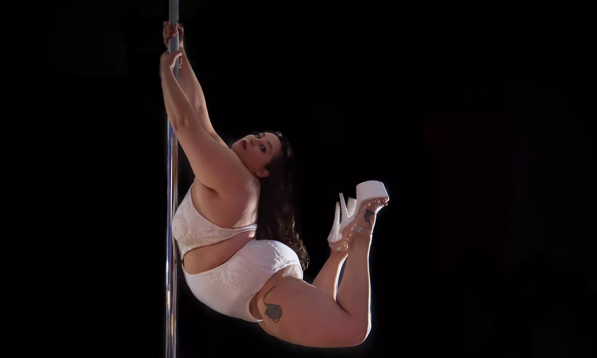 Pole Fitness & Dance: Beginner-Friendly & Empowering Classes