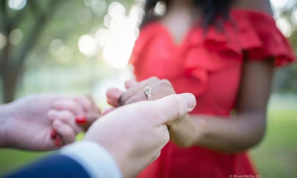 Outdoor Photography Session with Photo Package