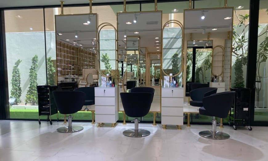 Image 1: Choice of Salon - Beauty Package with Choice of Service(s)